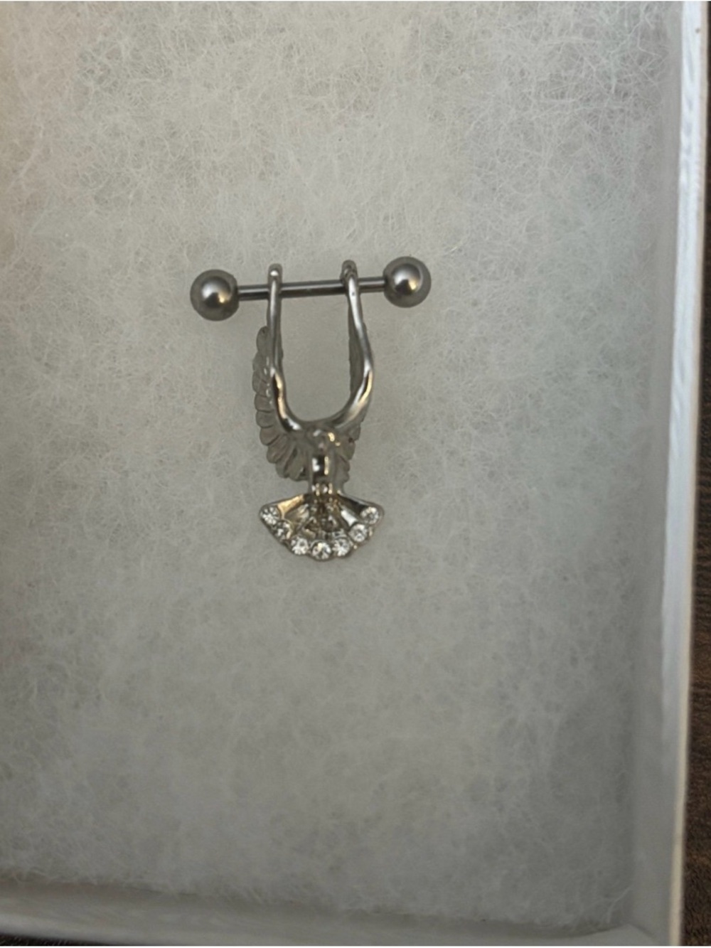 Hawk Earring - Picture 2 of 3
